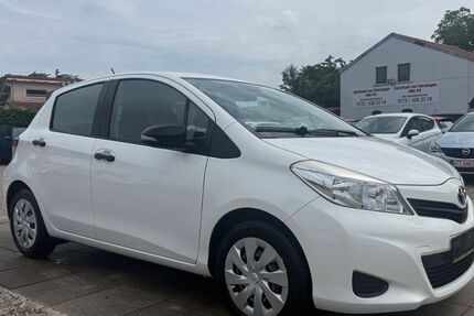 Toyota Yaris 82.000 km 7.499 &euro; Hannover 30163