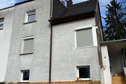 Haus Saarbrücken Dudweiler - 4 Zimmer, 96 m&sup2;, 185.000&euro; | Angebot:25723028