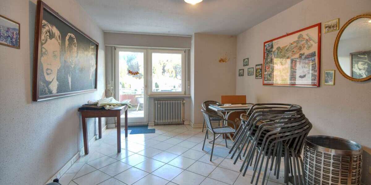 Ehemaliges Gasthaus mit 3 Einzelzimmer & 5 potentiellen Wohnungen inkl. Gaststätte und Parkplätze - Gewerbeobjekt Neckarsteinach | Angebot:26058972