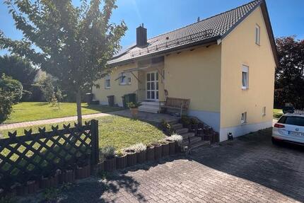 Haus Maxhütte-Haidhof Haidhof - 5 Zimmer, 150 m&sup2;, 465.000&euro; | Angebot:24851577