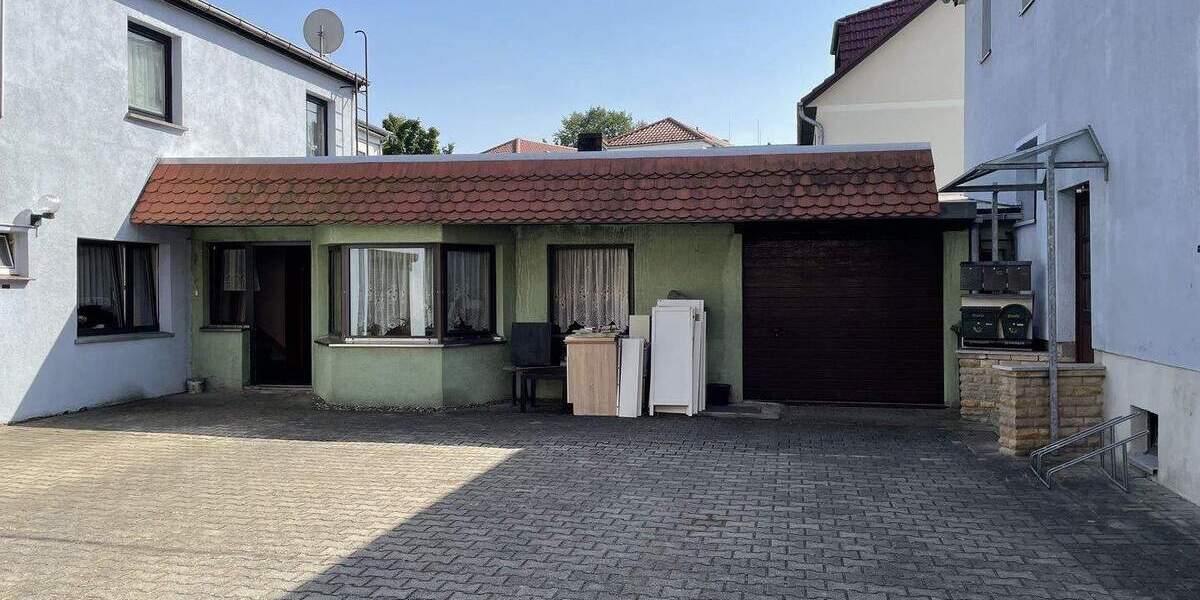 Mehrfamilienhaus, Wohnhaus Heidenau - 9 Zimmer, 150 m&sup2;, 270.000&euro; | Angebot:24532399