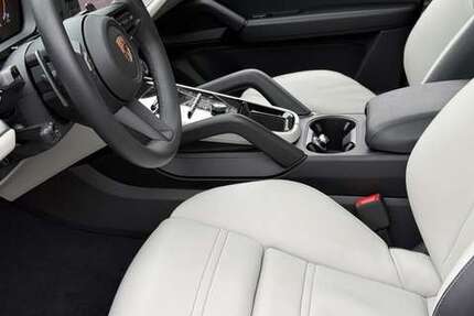 Porsche Cayenne 9.500 km 113.790 &euro; Frechen 50226