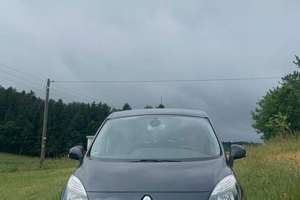 Renault Scenic 124.293 km 3.600 &euro; Michelsneukirchen 93185