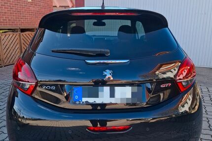 Peugeot 208 57.300 km 11.950 &euro; Zedlitz,OT Sirbis 07557