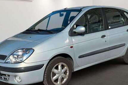 Renault Scenic 293.216 km 999 € Berlin 12681