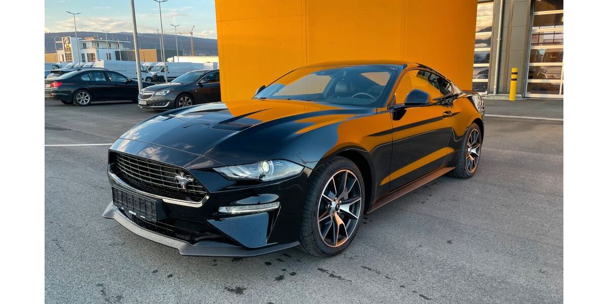 Ford Mustang 14.462 km 32.940 &euro; Rosbach 61191