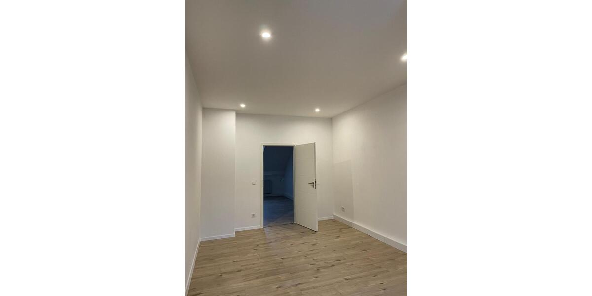Dachgeschoßwohnung Zweibrücken - 3 Zimmer, 77 m&sup2;, 129.000&euro; | Angebot:27231709