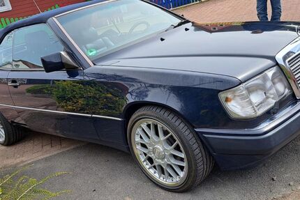 Mercedes-Benz E 300 124.549 km 26.250 &euro; Aerzen 31855