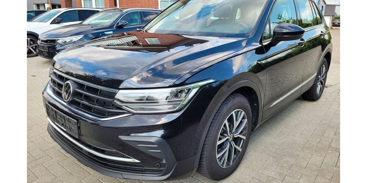 VW Tiguan 118.300 km 20.990 &euro; Schwarzenbek (Bei Hamburg) 21493