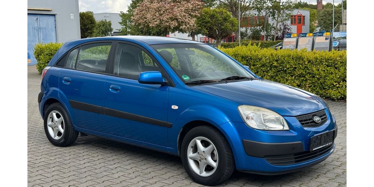 Kia Rio 116.042 km 2.750 &euro; Alsdorf 52477