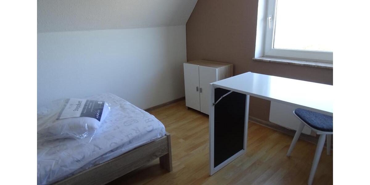 HAUS + extra Wohnung Friedrichskoog Nordsee + großem Grundstück 9 zimmer