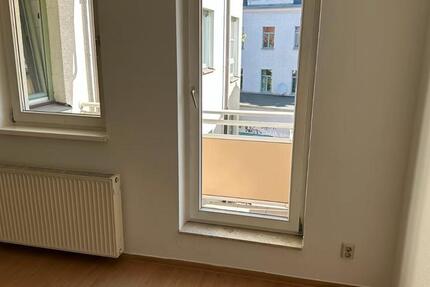 Gewerbeobjekt Halle (Saale) - 600&euro; | Angebot:26341622