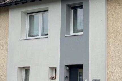 Haus Lüdenscheid Staberg - 3 Zimmer, 115 m&sup2;, 1.300&euro; | Angebot:26229011