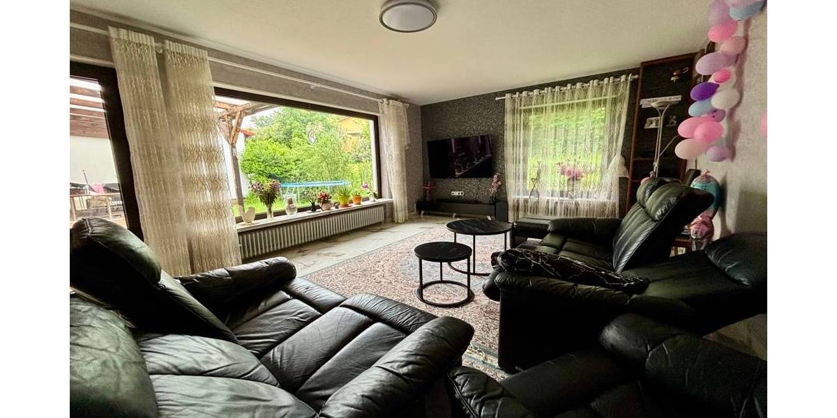 Reihenmittelhaus Neustadt bei Coburg Neustadt - 5 Zimmer, 116 m&sup2;, 329.000&euro; | Angebot:25663197