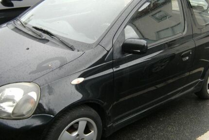 Toyota Yaris 162.000 km 3.490 € Aschaffenburg 63743