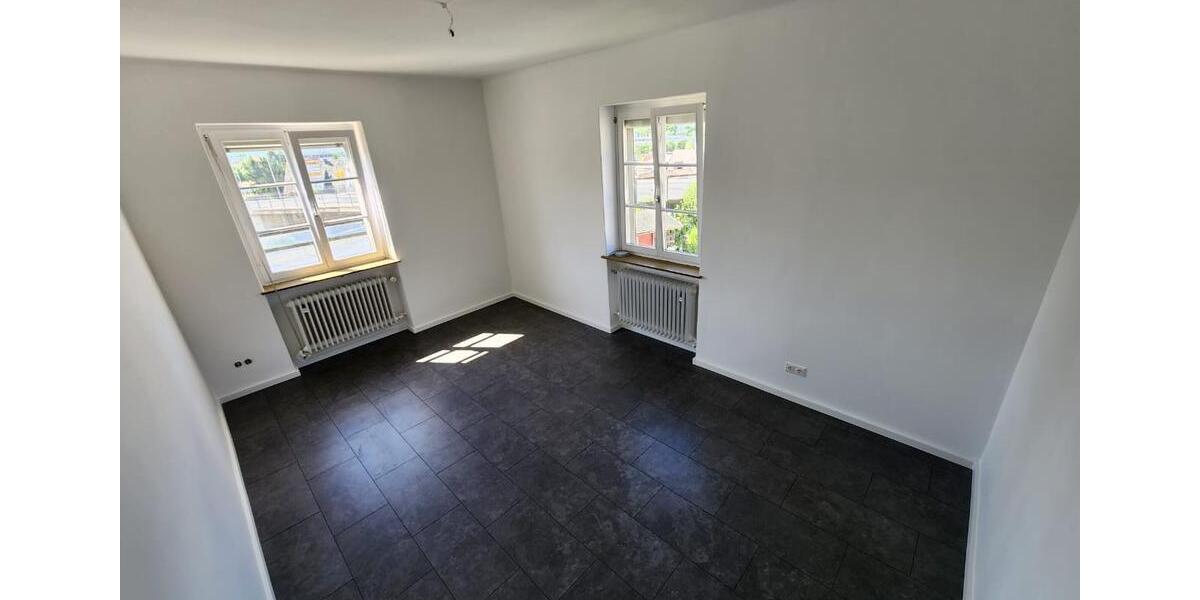 Etagenwohnung Lohr am Main - 4 Zimmer, 85 m&sup2;, 935&euro; | Angebot:25456513