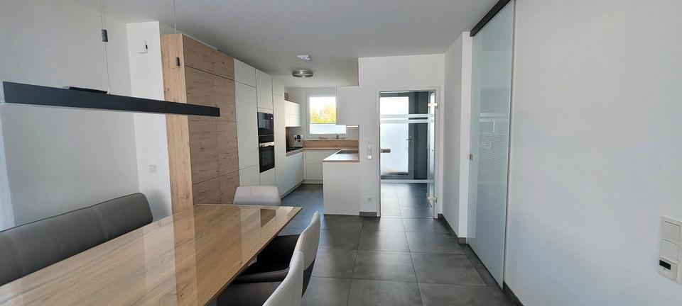 Reihenhaus Wendelstein - 5 Zimmer, 145 m&sup2;, 620.000&euro; | Angebot:26975757