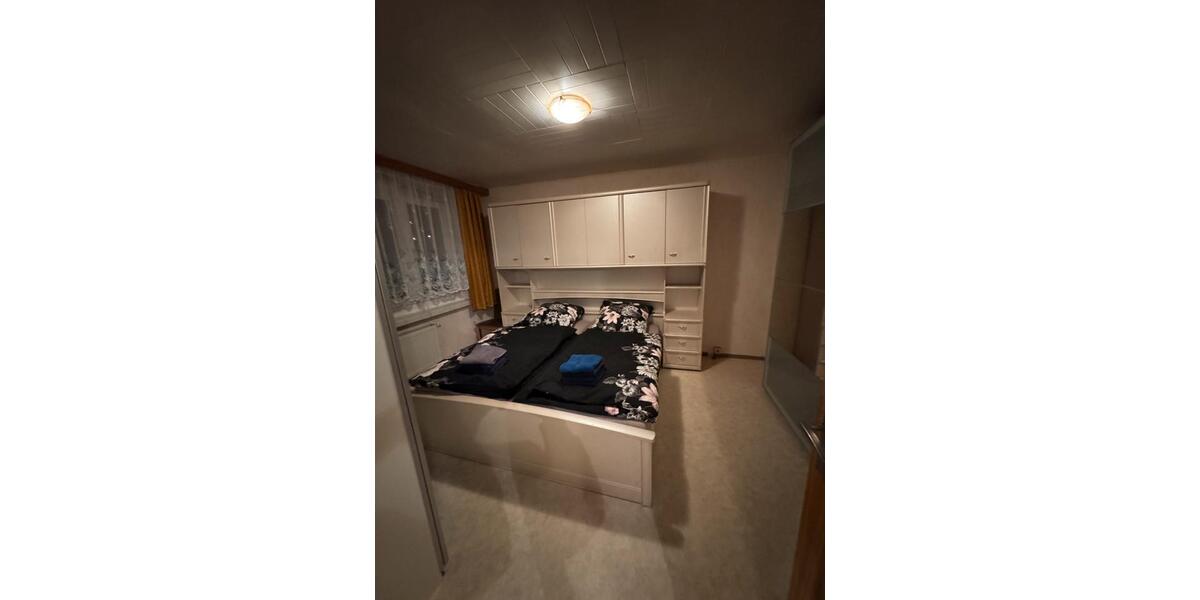 Etagenwohnung Treuen - 2 Zimmer, 42 m&sup2;, 400&euro; | Angebot:24612287