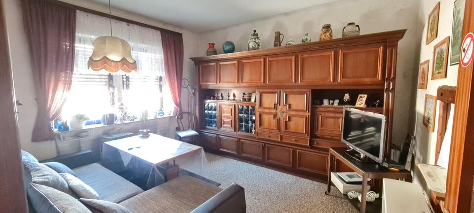 Doppelhaushälfte Mettlach - 9 Zimmer, 175 m&sup2;, 129.000&euro; | Angebot:26979738