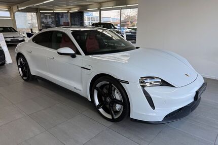 Porsche Taycan 3.890 km 62.790 &euro; Braunschweig 38116