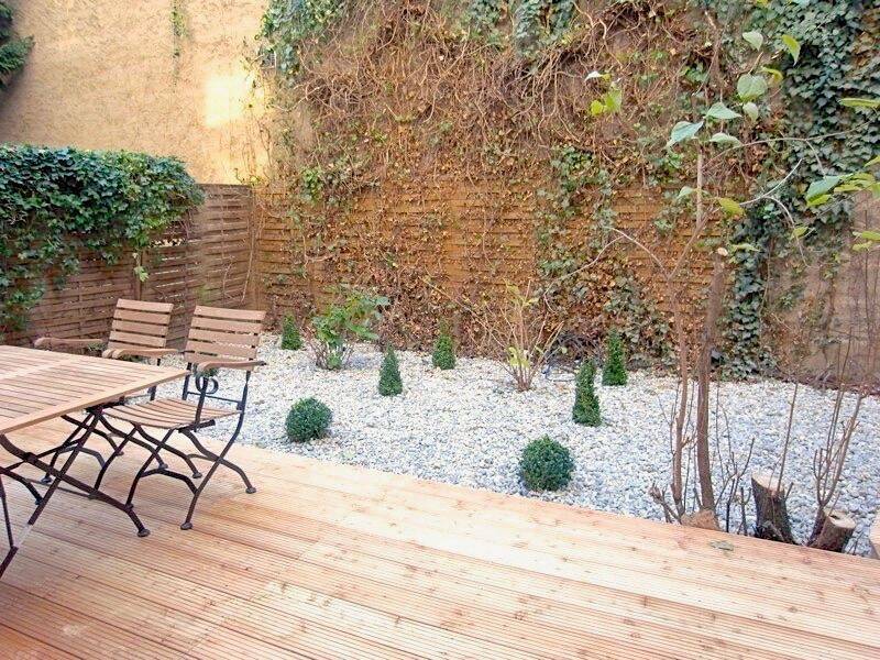 Charmante AltbauWohnung mit Gartenidylle