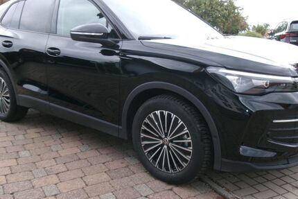 VW Tiguan 7.250 km 35.177 &euro; Michelfeld 91275