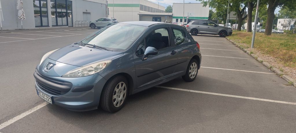 Peugeot 207 122.187 km 2.099 € Mainz 55130