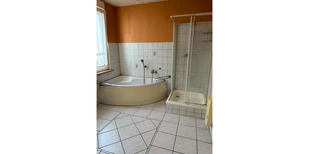 Reihenhaus Bismark (Altmark) - 8 Zimmer, 178 m&sup2;, 100.000&euro; | Angebot:26816257