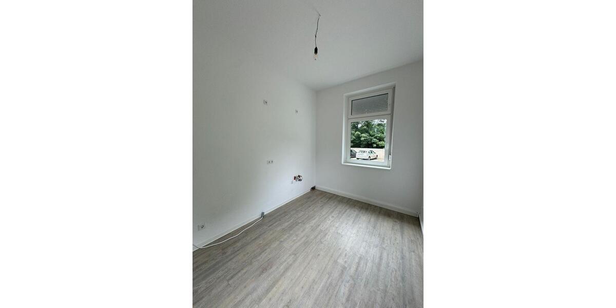 Hochparterre Hennigsdorf - 2 Zimmer, 64 m&sup2;, 800&euro; | Angebot:26186889