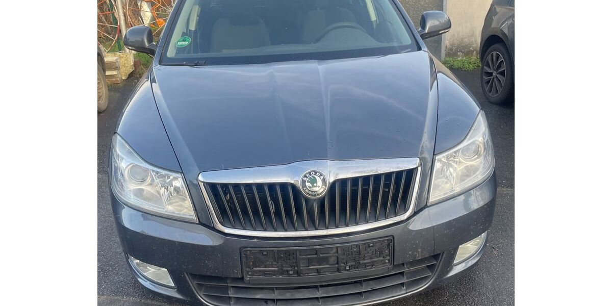 Skoda Octavia 128.000 km 1.950 € Lippstadt 59555