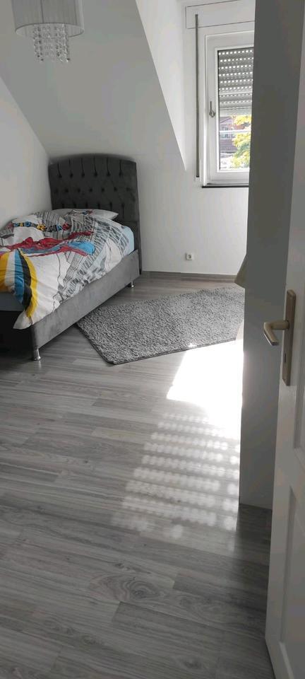 Haus mit Wohnung in Willich