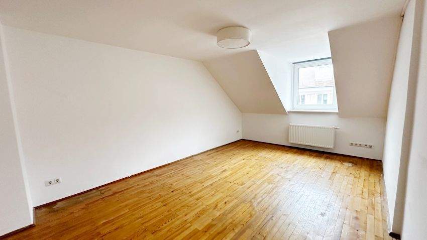 Gepflegte 2-Zimmer-Dachgeschoss-Wohnung in München unweit des Gärtnerplatzes 2 zimmer