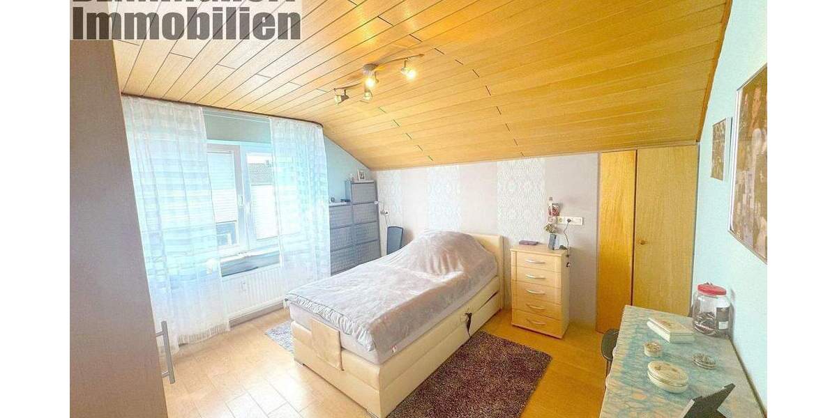 Etagenwohnung Holzwickede - 3 Zimmer, 179.000&euro; | Angebot:24269679