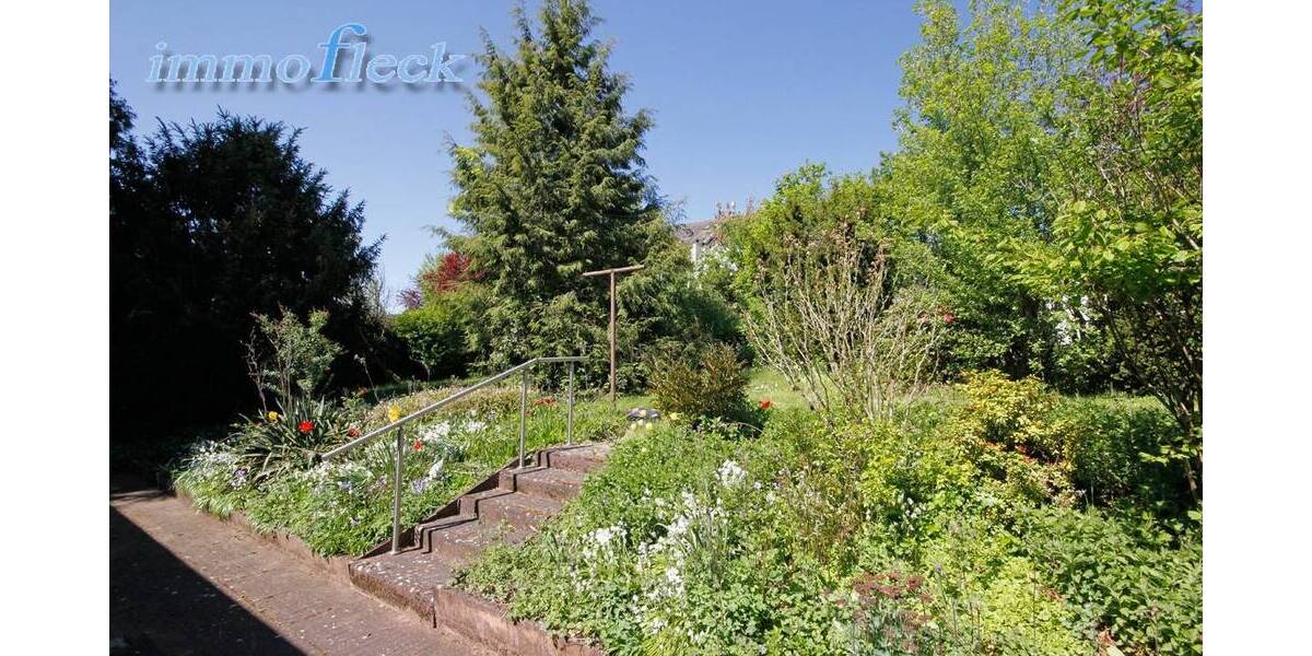 Mehrfamilienhaus, Wohnhaus Püttlingen - 6 Zimmer, 265.000&euro; | Angebot:26376561