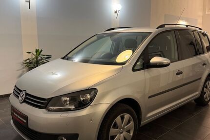 VW Touran 276.349 km 6.700 &euro; Gera 07552