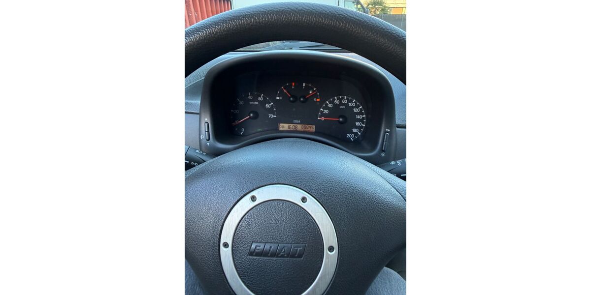 Fiat Punto 88.845 km 1.399 &euro; Lahr 77933