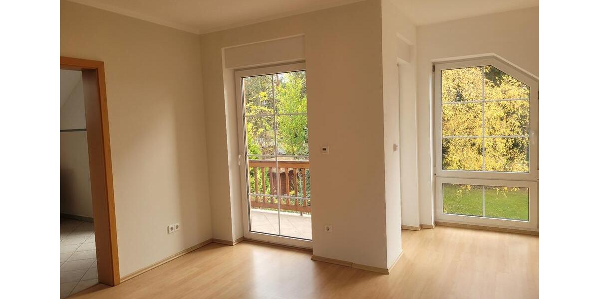 Zwei-Zimmer-Wohnung (Obergeschoss) oder ganzes Haus 2 zimmer