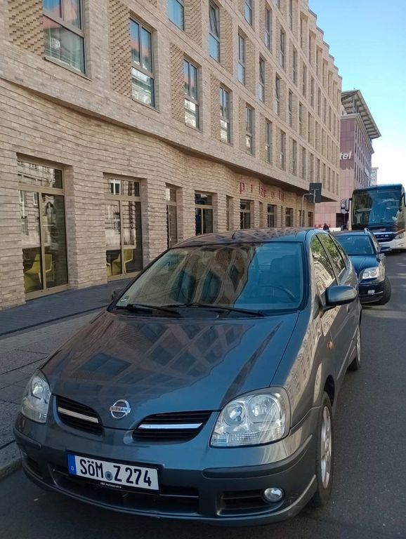 Almera Tino