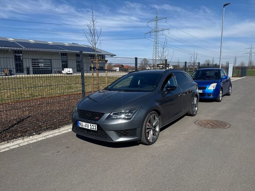 Seat Leon 191.000 km 11.555 € Buch 89290
