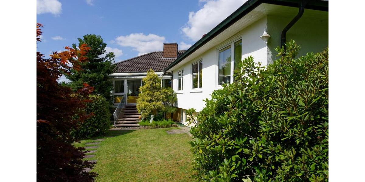 Einfamilienhaus Kaufungen - 10.5 Zimmer, 294 m&sup2;, 570.000&euro; | Angebot:24826298