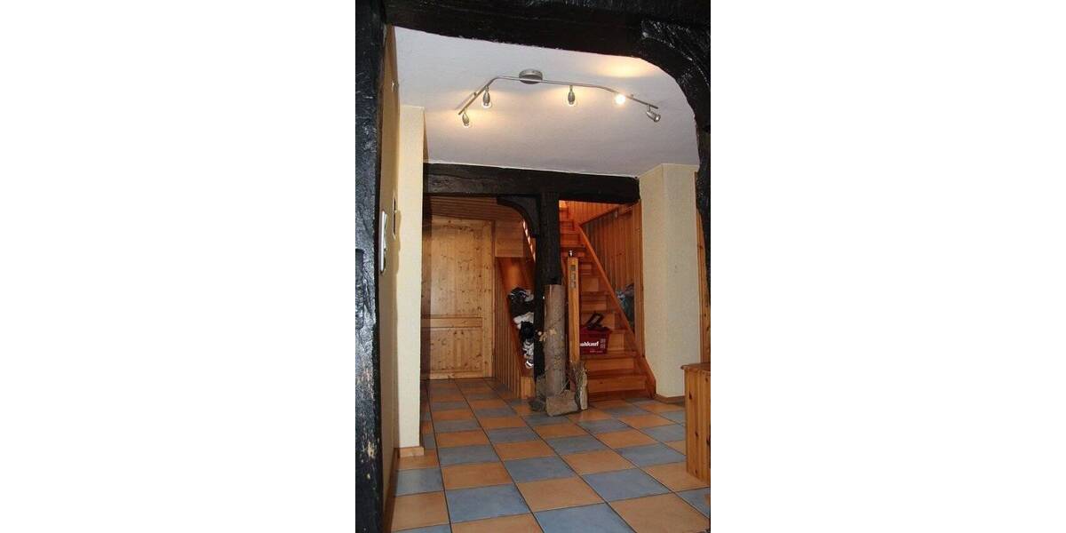 Mehrfamilienhaus, Wohnhaus Lauterbach (Hessen) Wallenrod - 4 Zimmer, 150 m&sup2;, 79.900&euro; | Angebot:25673822