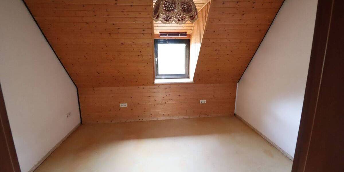Mehrfamilienhaus, Wohnhaus Leutershausen - 180.000&euro; | Angebot:25667198