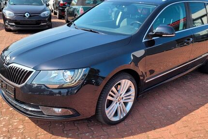 Skoda Superb 155.536 km 11.990 &euro; Halle (Westfalen) 33790