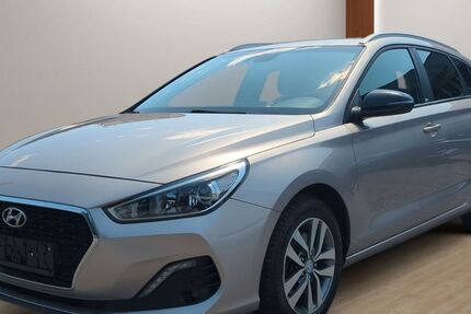Hyundai i30 83.601 km 13.990 &euro; Saarlouis 66740
