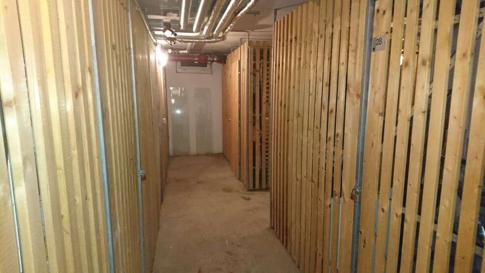 Gewerbe- Wohneinheit mit Gartenanteil & Stellplatz in Leipzig-Gohlis, provisionsfrei zu Erwerben 3 zimmer