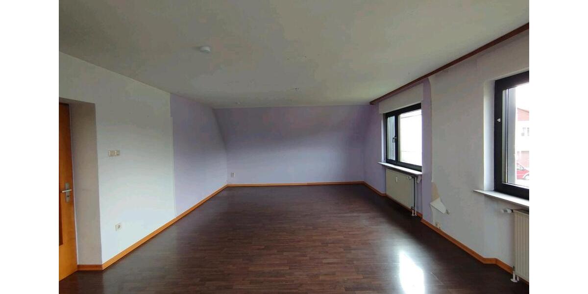 Dachgeschoßwohnung Eppelborn - 3 Zimmer, 94 m&sup2;, 520&euro; | Angebot:26412254