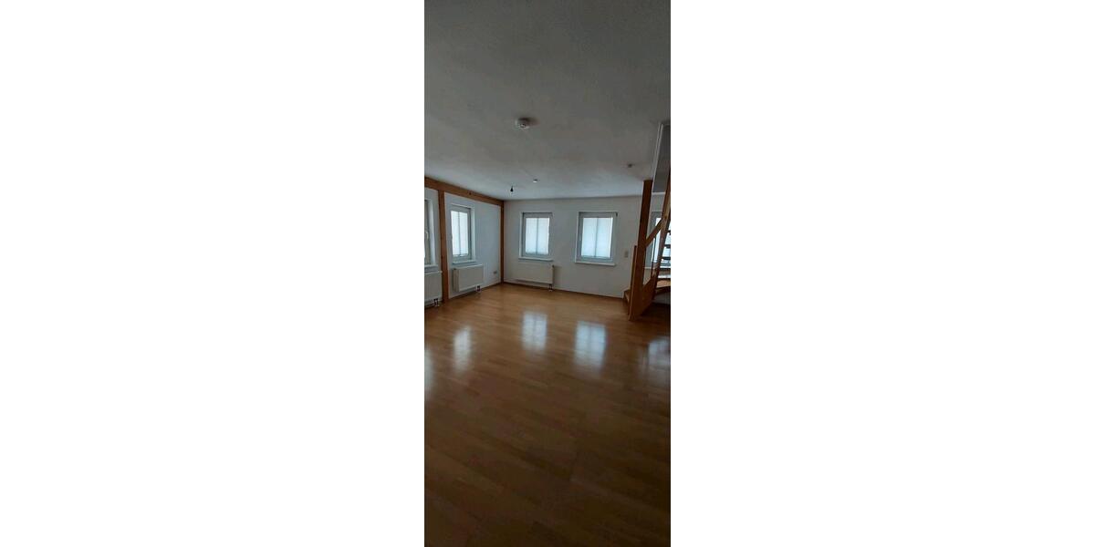 Etagenwohnung Bad Neustadt an der Saale - 2 Zimmer, 52 m&sup2;, 385&euro; | Angebot:26408108