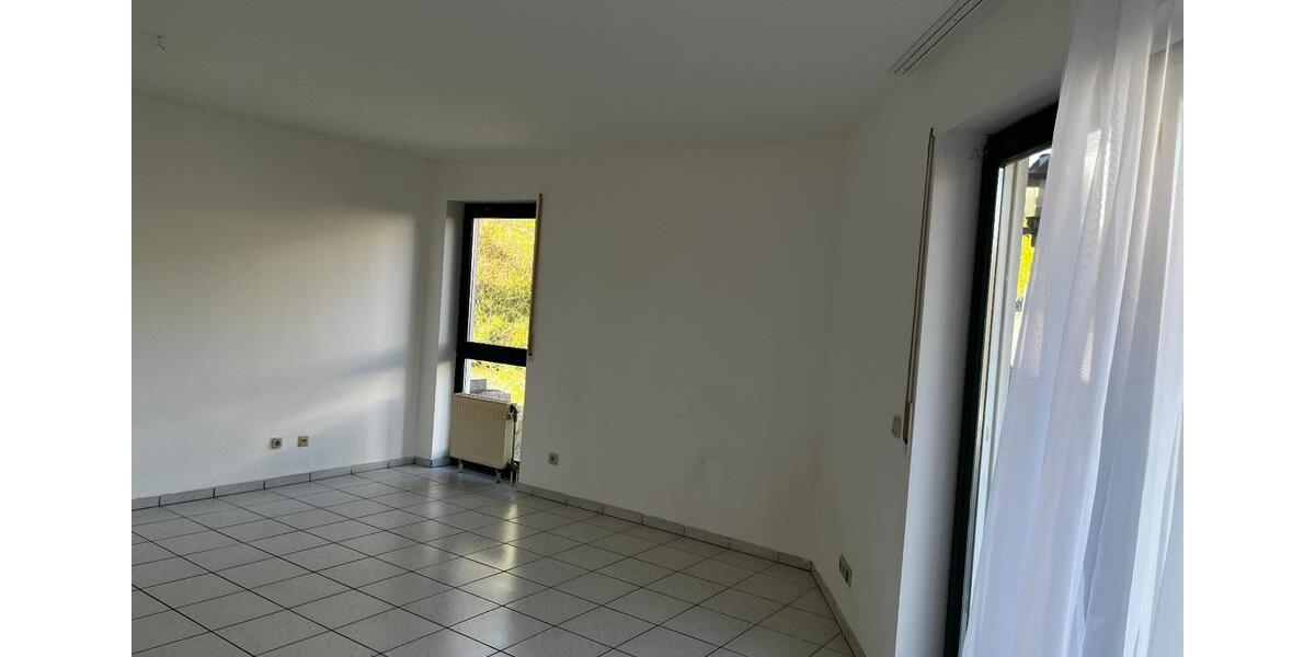 Erdgeschoßwohnung Sulzbach (Saar) - 3 Zimmer, 70 m&sup2;, 135.000&euro; | Angebot:26707085