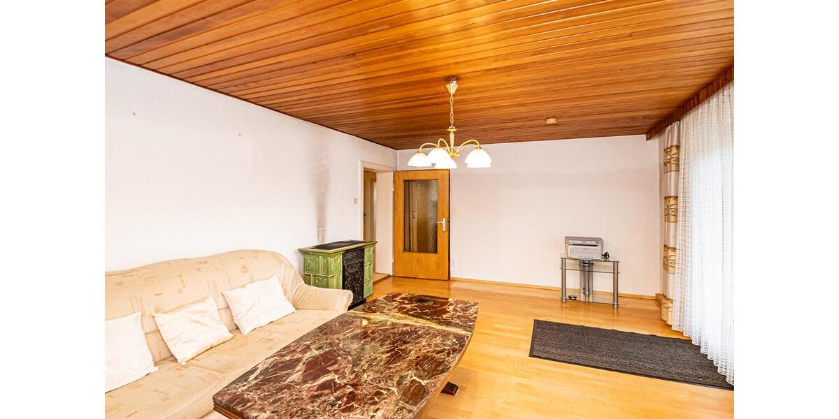 Zweifamilienhaus mit Garten in absoluter TOP-LAGE nahe Cham - Zweifamilienhaus Cham / Michelsdorf Michelsdorf | Angebot:12501300