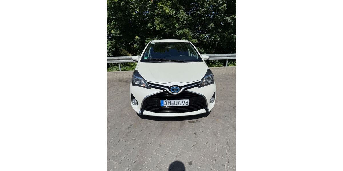 Toyota Yaris 96.500 km 11.500 &euro; Amberg 92224